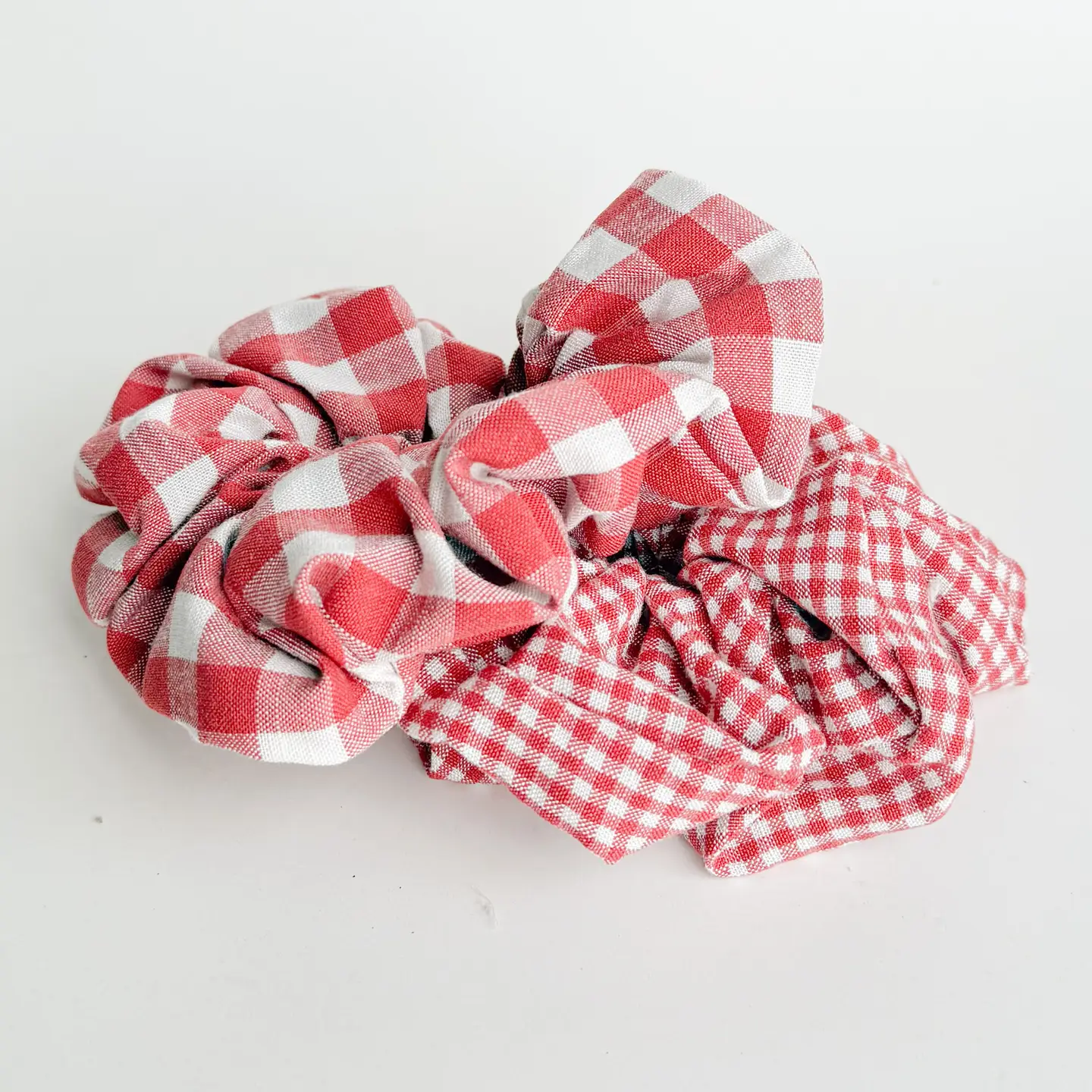 Adorro - Red Gingham Scrunchie Set