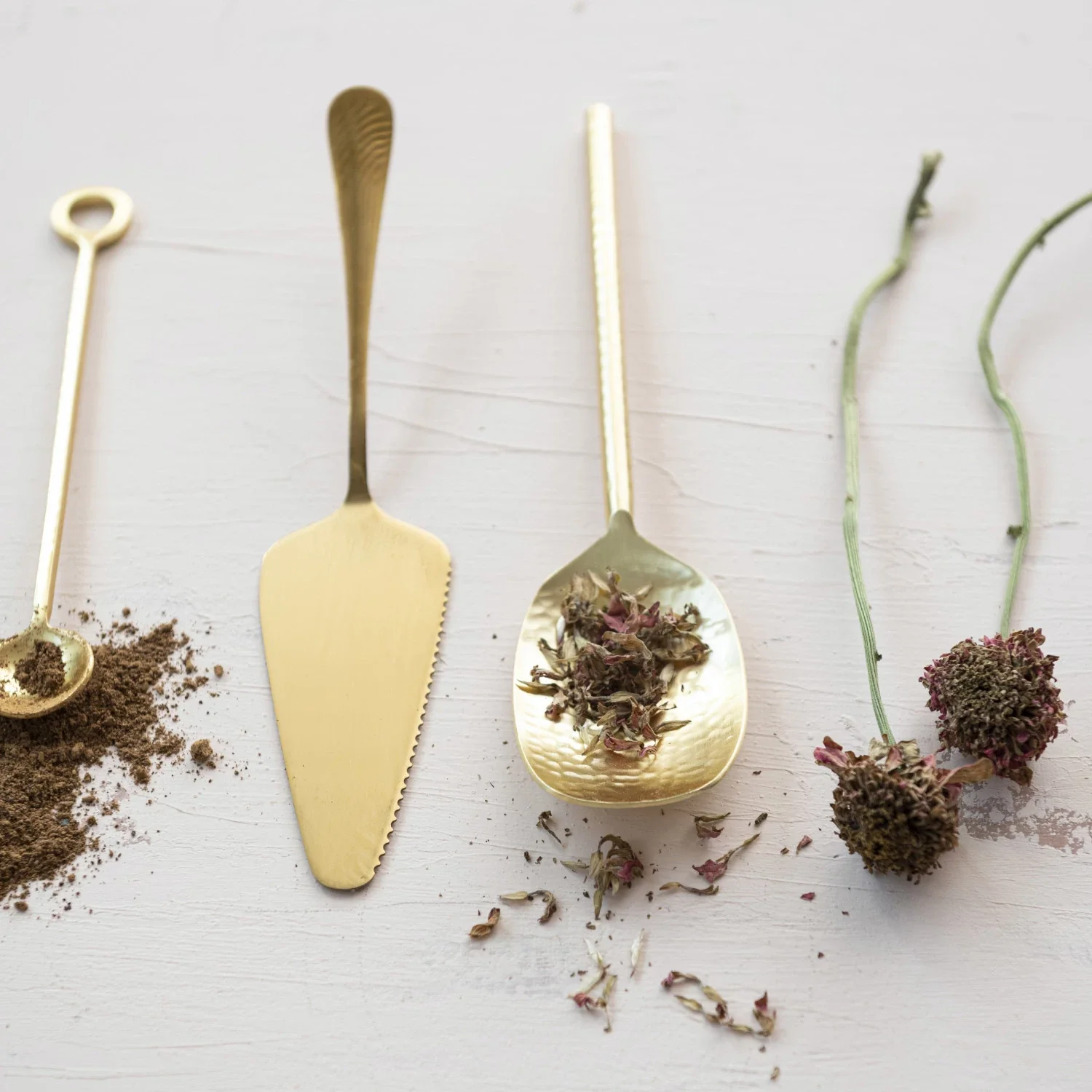 Bloomingville - Gold Electroplated Cake Server - Image 2