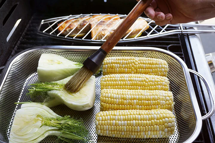 RSVP - BBQ Roasting Pan - Image 4