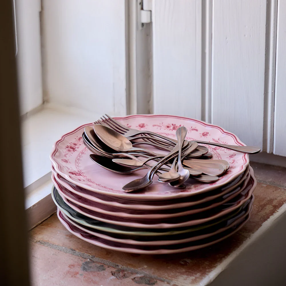Costa Nova - Vila Salad Plate, Red & Pink - Image 3