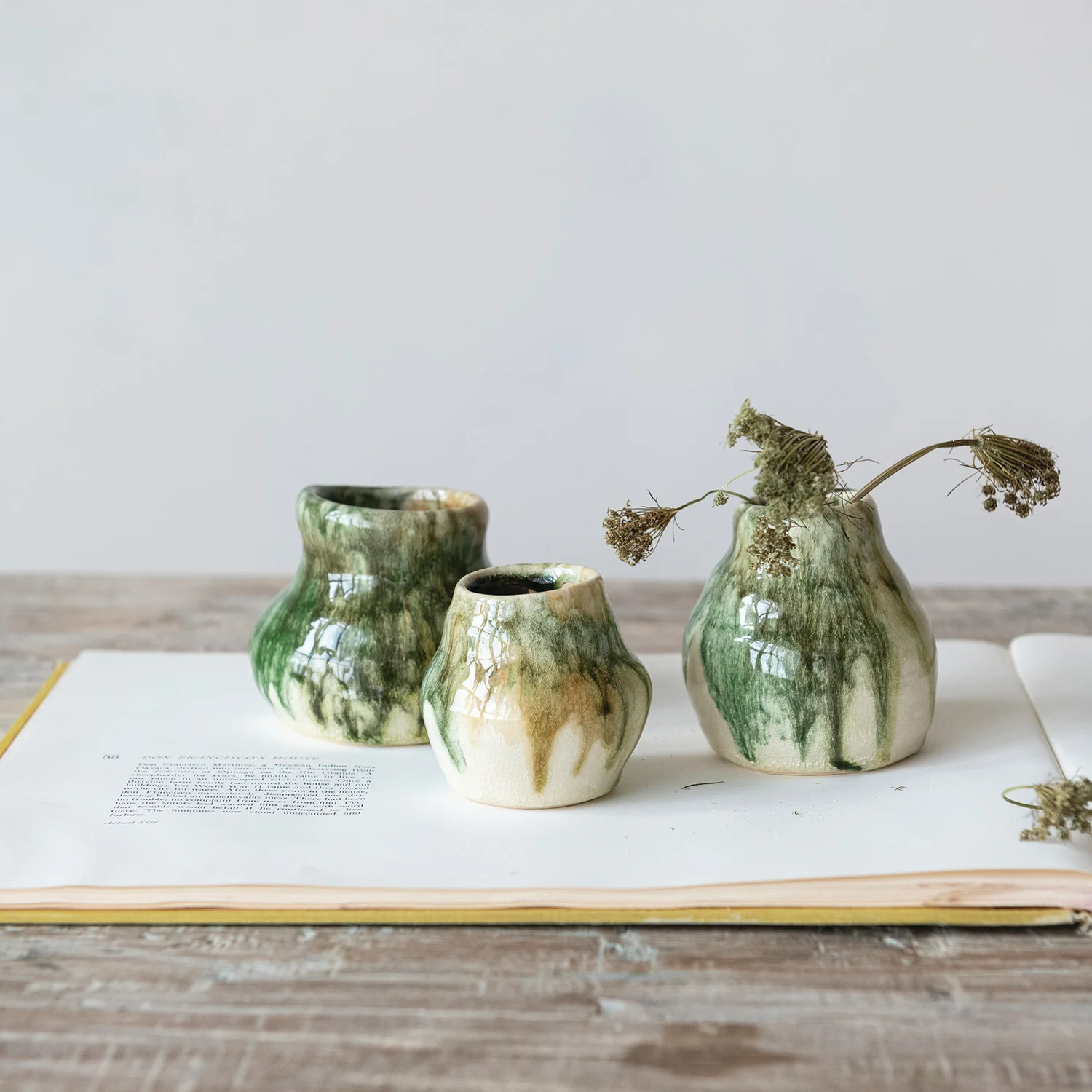 Creative Co-op - Green and White Terracotta Organic Shaped Vase