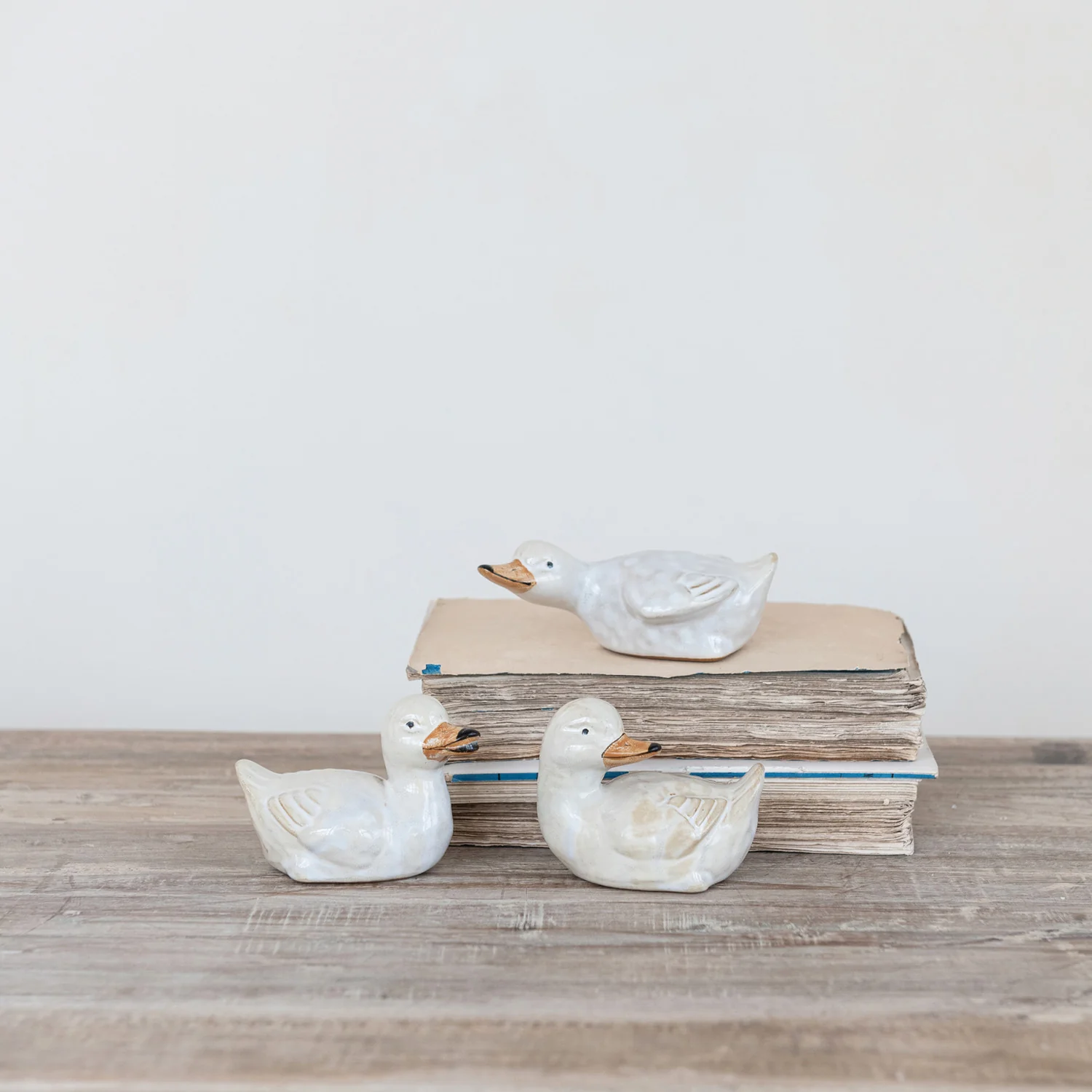 Creative Co-op - Stoneware Vintage Duckling
