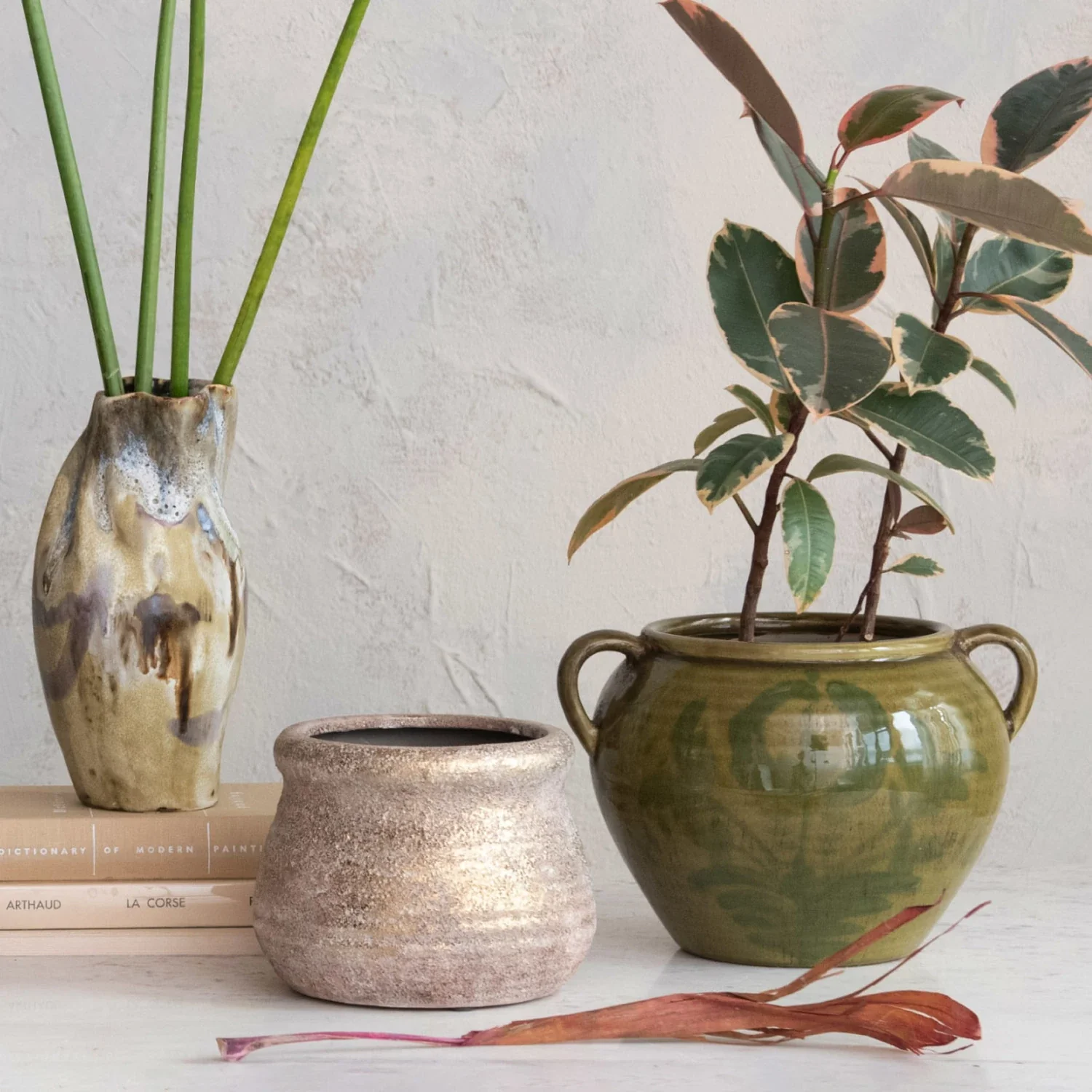 Creative Co-op - Terracotta Urn with Handles