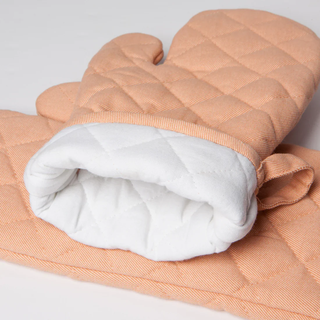 Danica - Heirloom Stonewash Oven Mitt, Nectar - Image 3