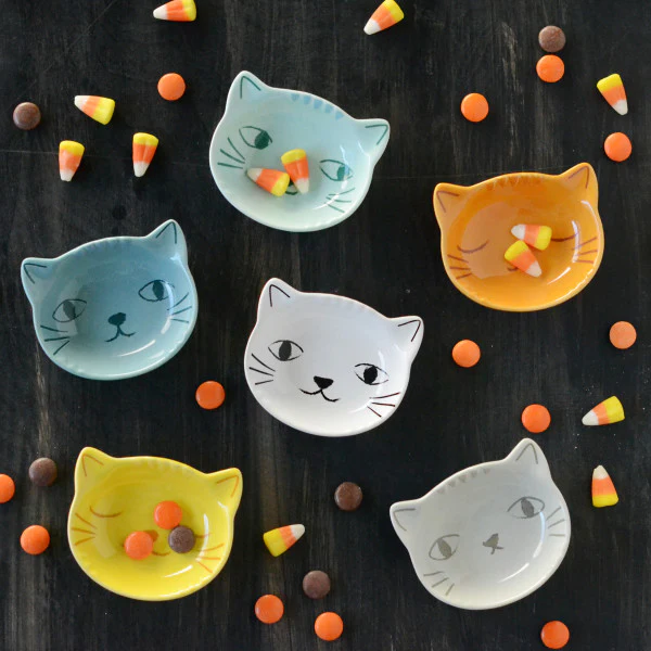 Danica - Purrfect Pinch Bowl