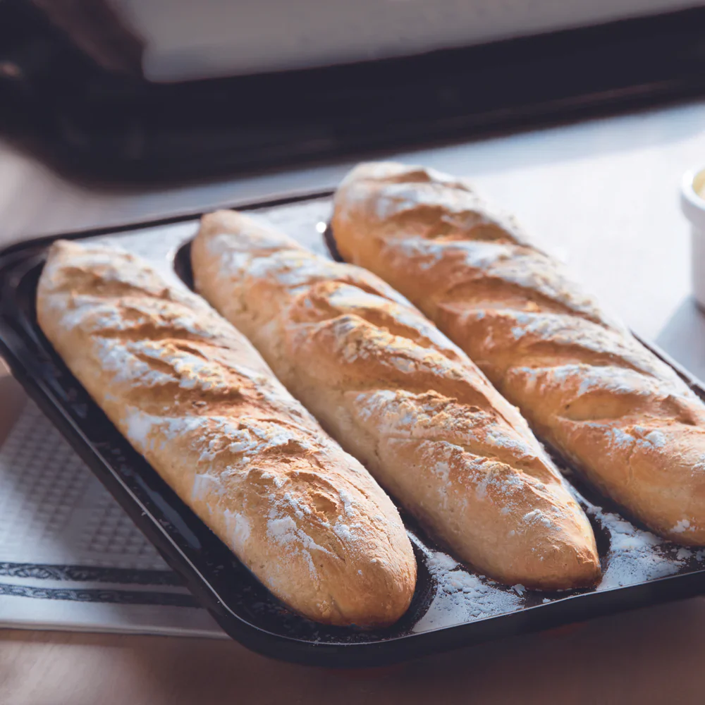 Emile Henry - Baguette Baker, Charcoal - Image 3