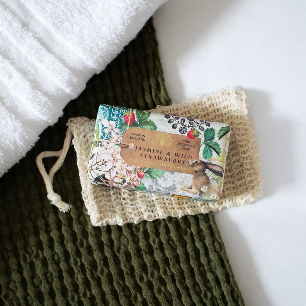 English Soap Company - Jasmine & Wild Strawberry Bar Soap