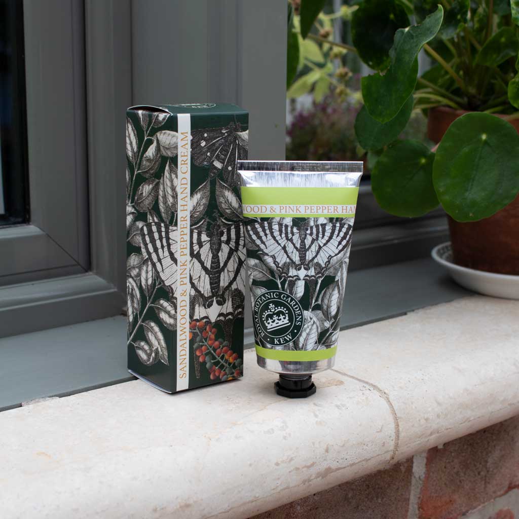 English Soap Company - Sandalwood & Pink Pepper Hand Cream