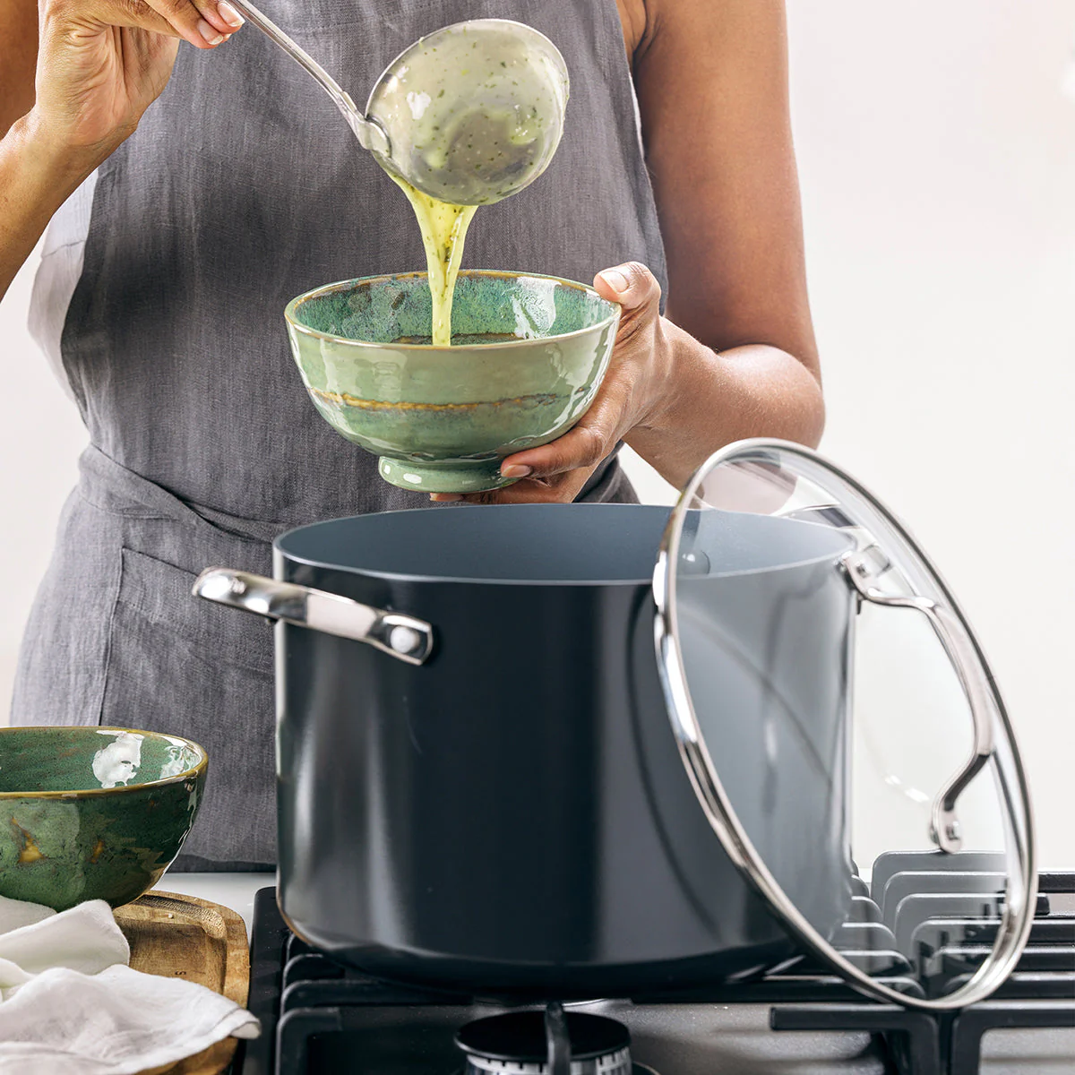 Greenpan - Valencia Pro Nonstick Stockpot, 8 Quart - Image 3