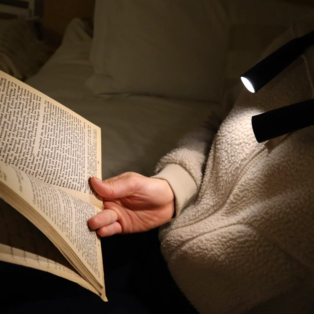 Kikkerland - Hands-Free Book Light - Image 2