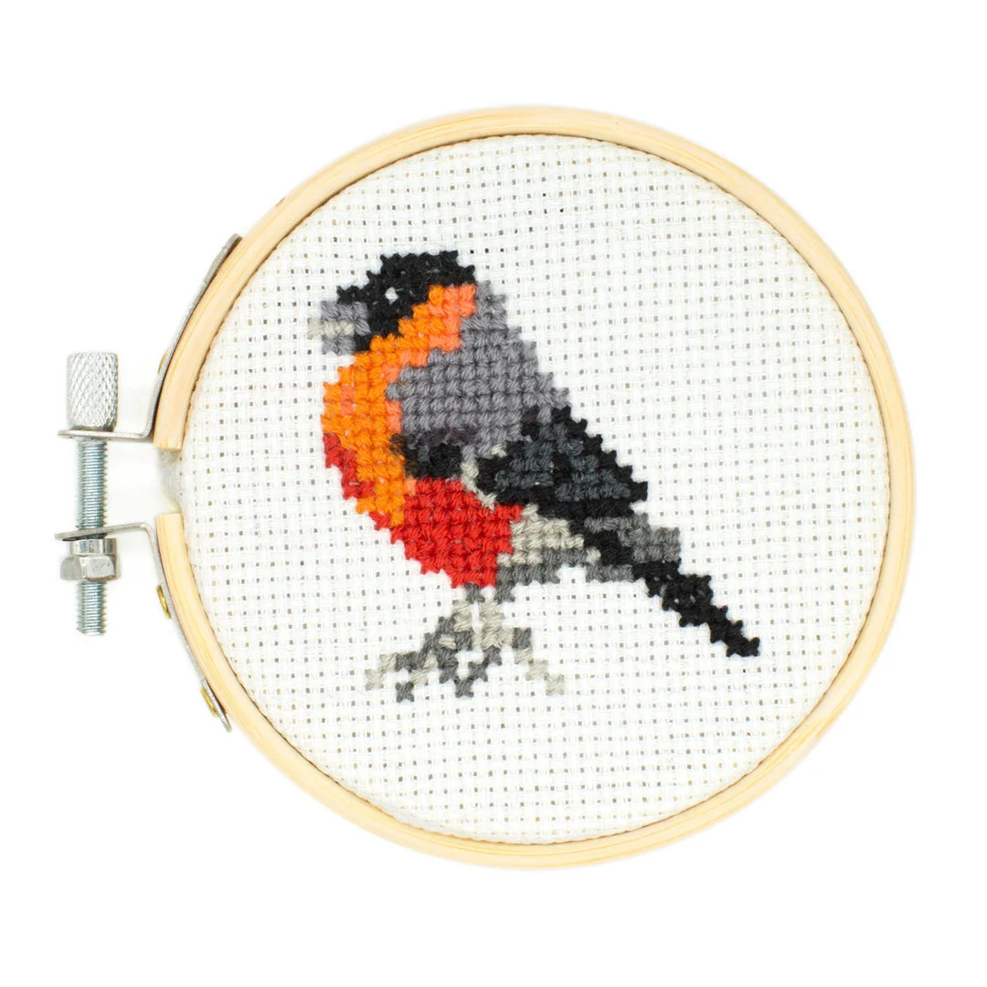 Kikkerland - Mini Cross Stitch Embroidery Kit, Bird