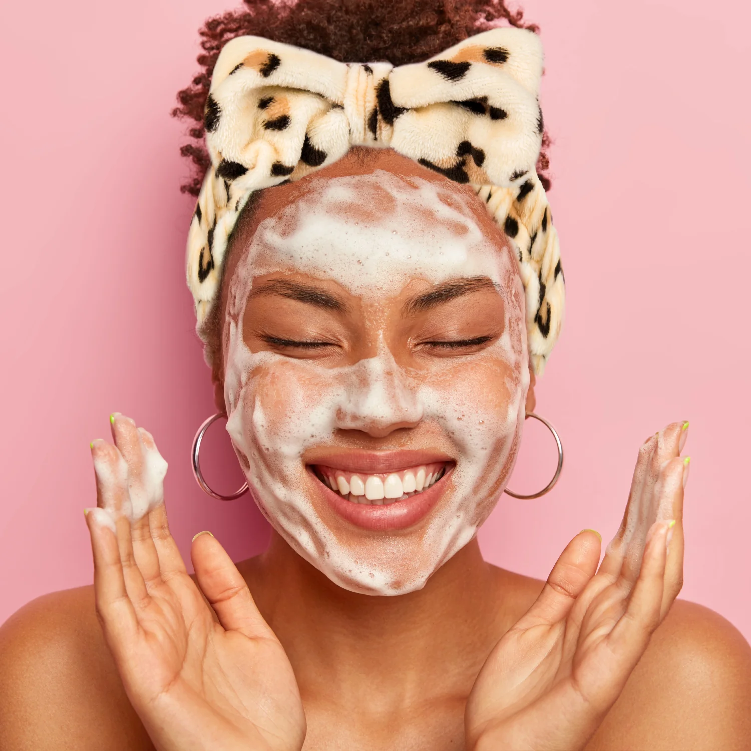 Lindo - Face Wash Bow Headband - Image 3