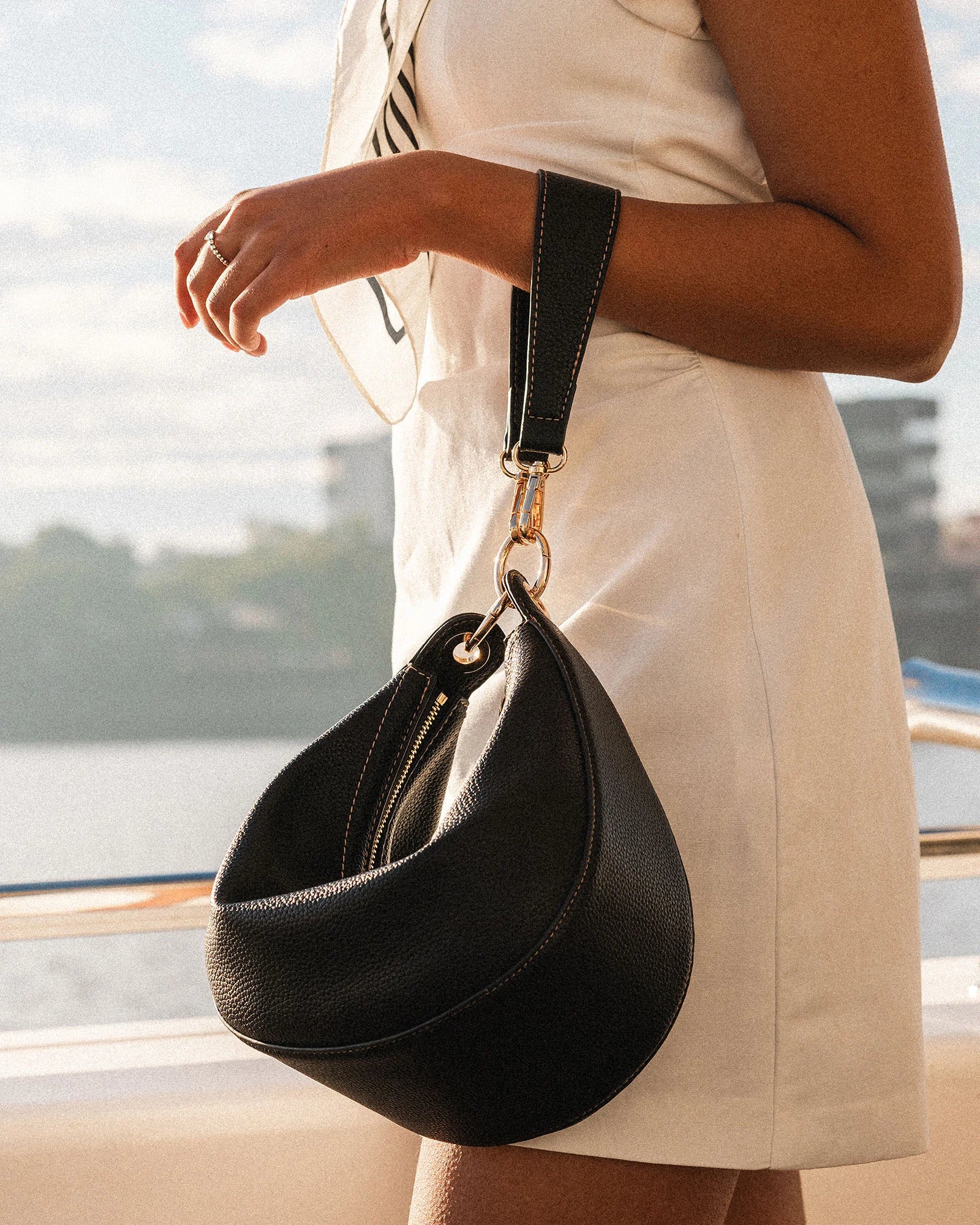 Louenhide - Corfu Shoulder Bag, Black - Image 6