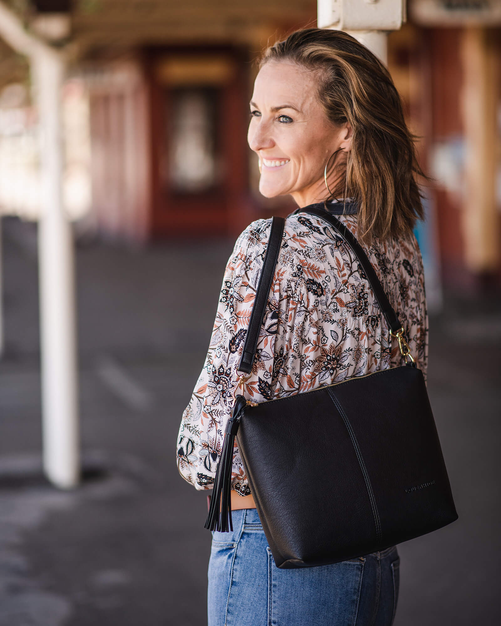 Louenhide - Daisy Crossbody Bag, Black - Image 7