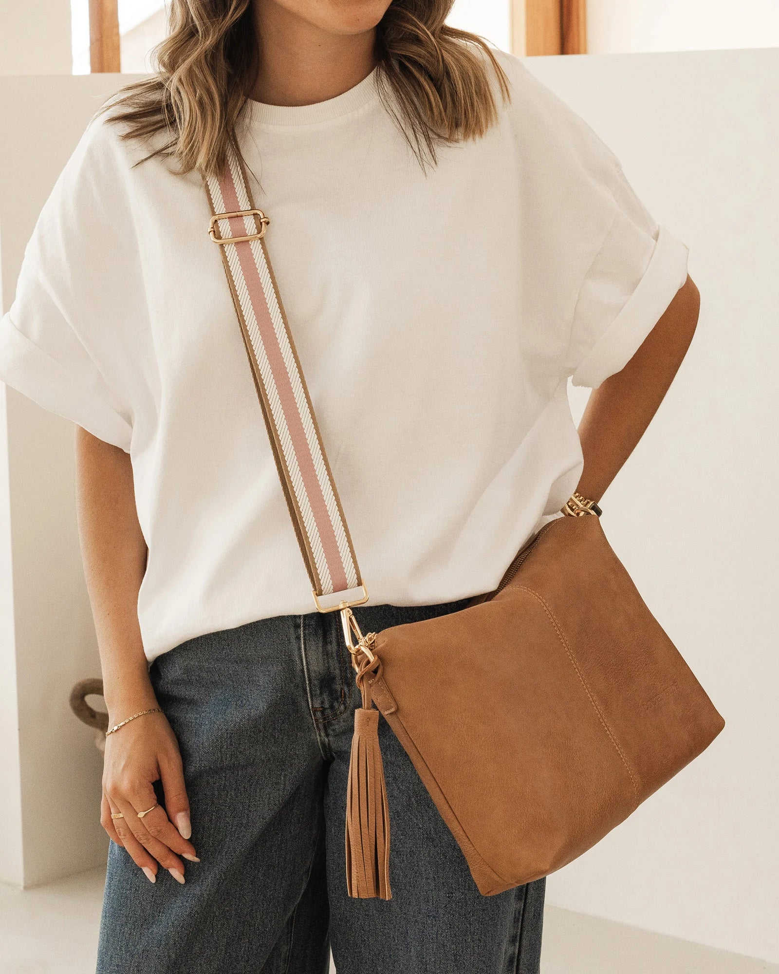 Louenhide - Daisy Stripe Crossbody Bag, Camel - Image 2
