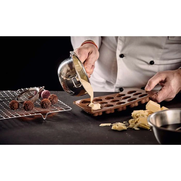 Mrs. Anderson - Chocolate Melting Pot - Image 6