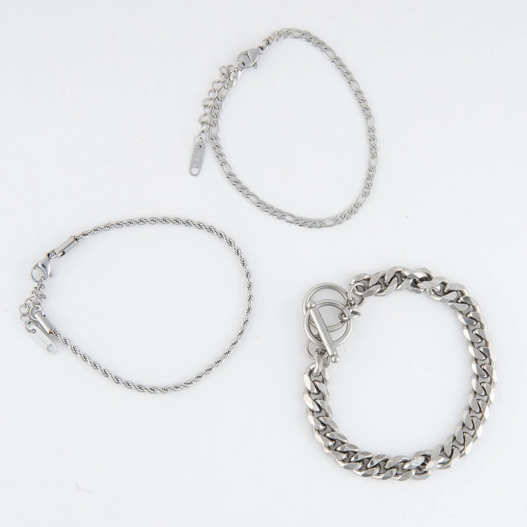 Narelle - Waterproof Figaro Chain Bracelet Set, Silver - Image 3