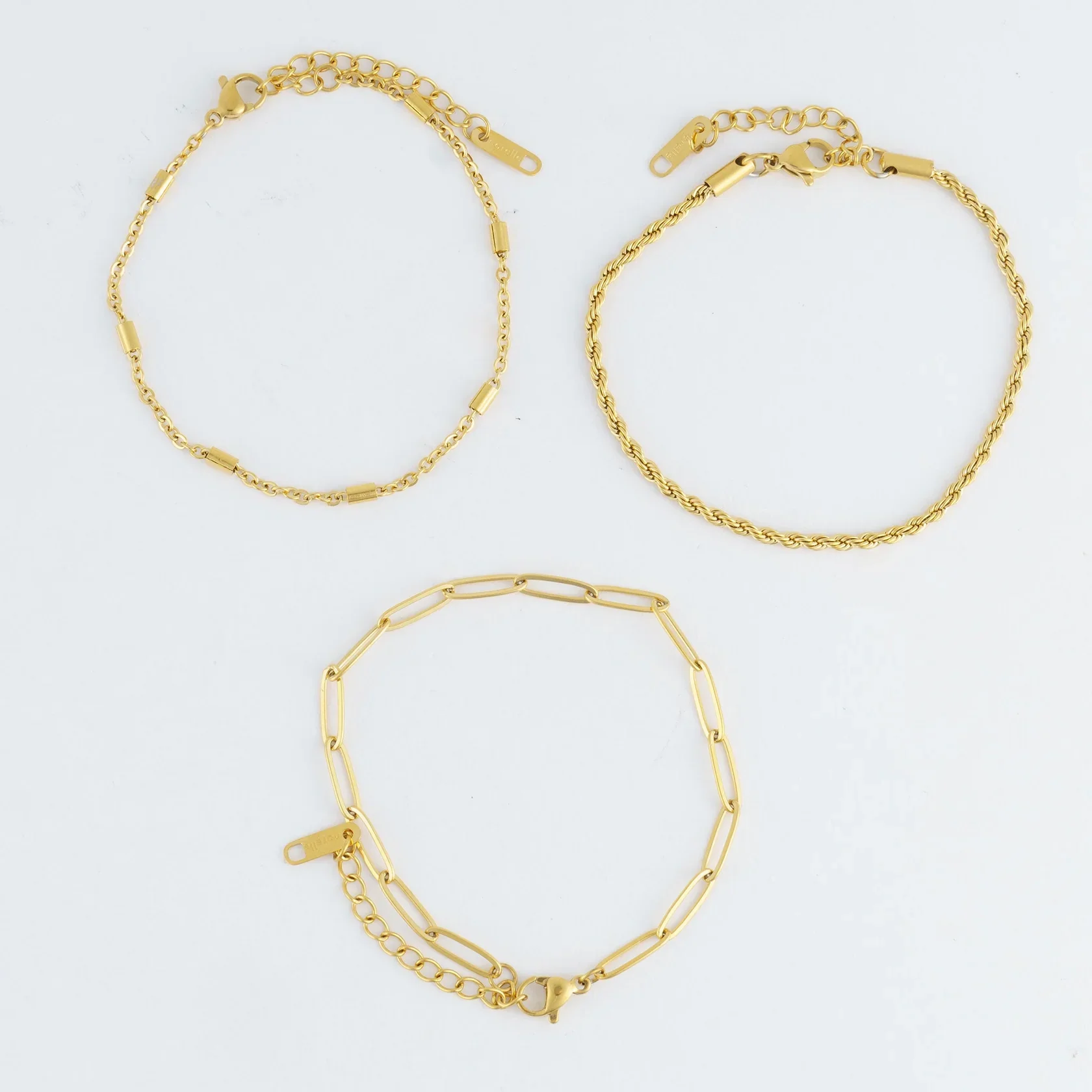 Narelle - Waterproof Twisted Chain Bracelet Set, Gold - Image 3