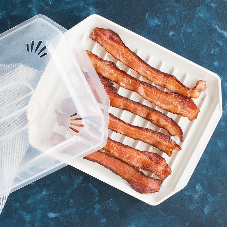 NordicWare - Compact Bacon Tray with Lid - Image 4