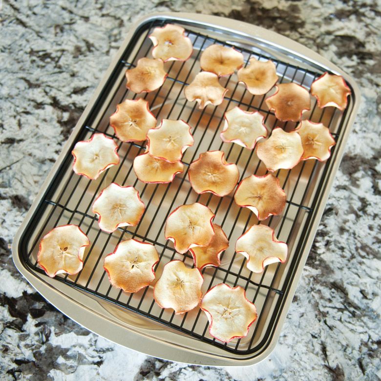 NordicWare - Oven Crisp Baking Tray - Image 4
