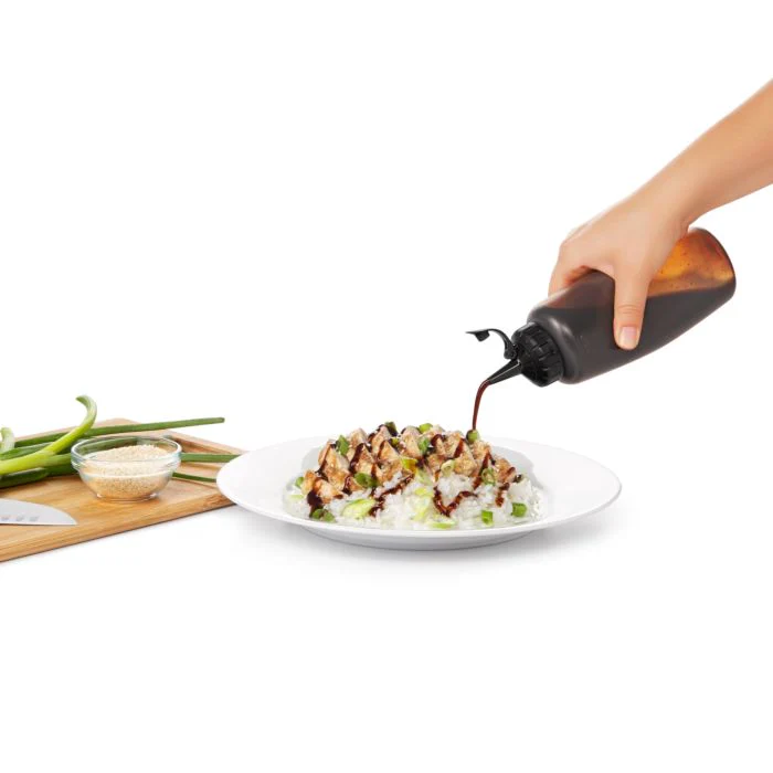 OXO - Chef's Squeeze Bottle, Medium - Image 2