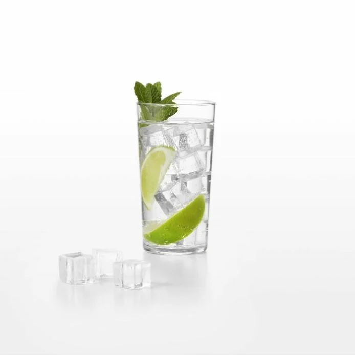 OXO - Covered Silicone Ice Cube Tray, Cocktail Cubes - Image 4