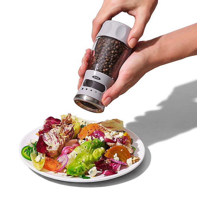 OXO - Good Grips Contoured Mess-Free Pepper Grinder - Image 3