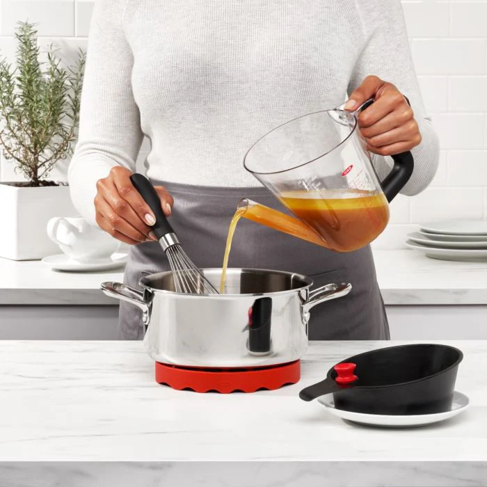 OXO - Good Grips Fat Separator, 4 Cup - Image 3