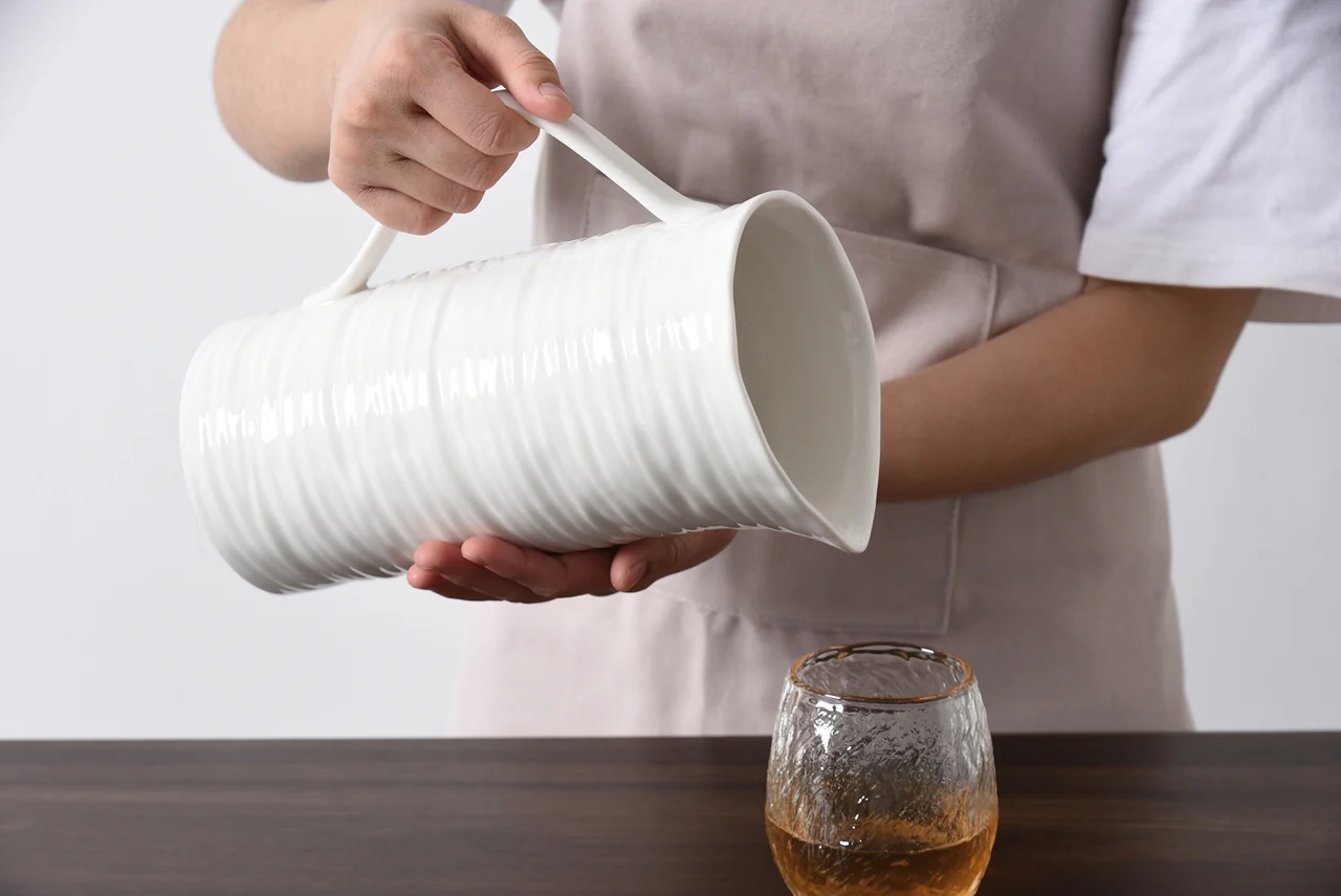 Pampa Bay - Le Blanc Pitcher - Image 3