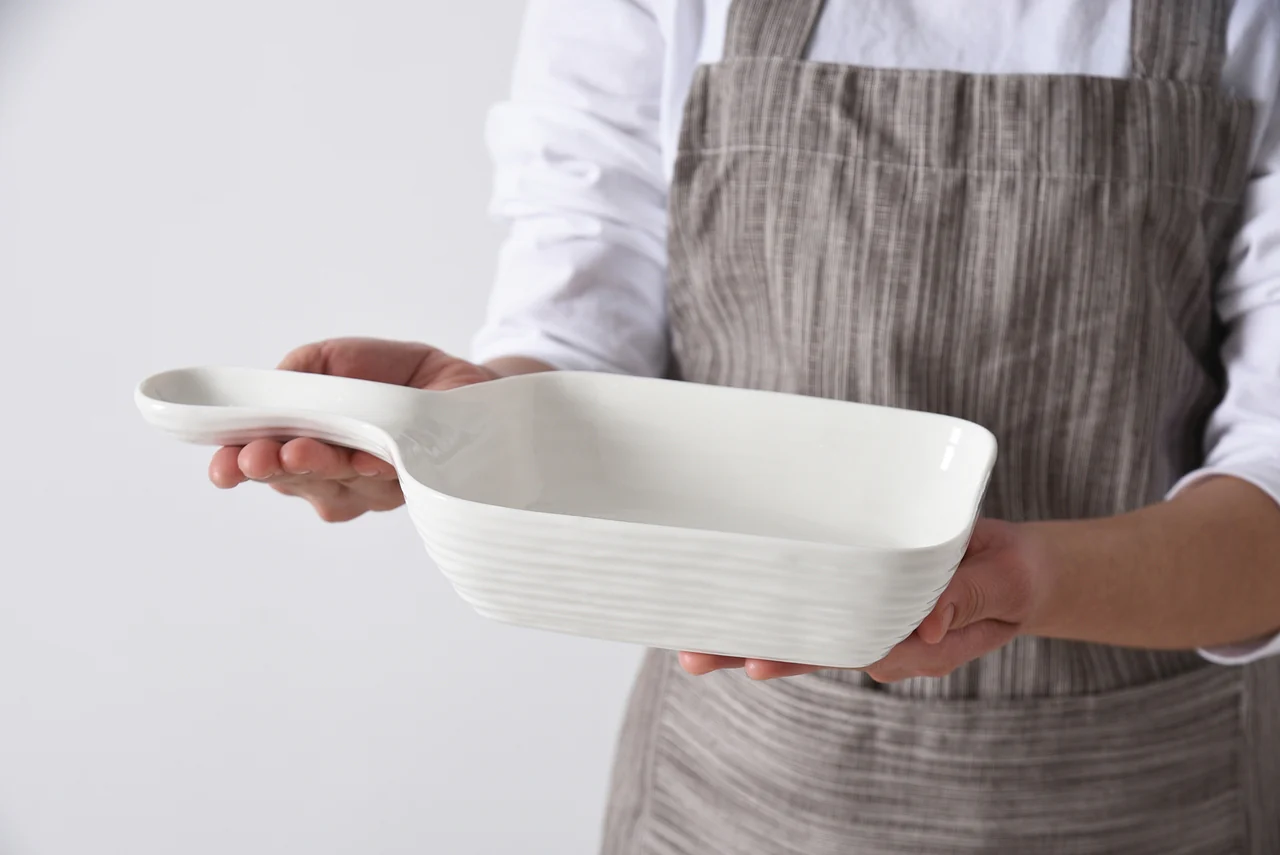 Pampa Bay - Le Blanc Serving Dish with Handle - Image 2