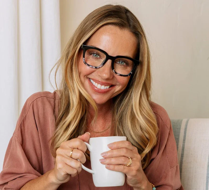 Peepers - To The Max Blue Light Reading Glasses, Black/Black Marble - Image 4