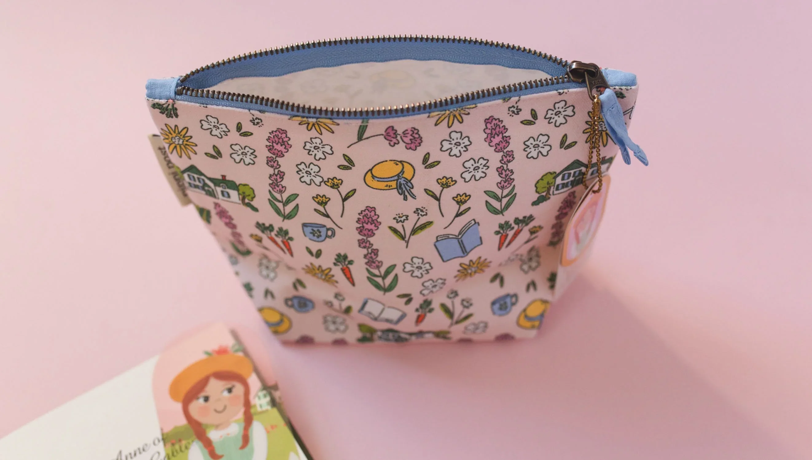 Pippi Post - All Things Great Canvas Pouch - Image 2