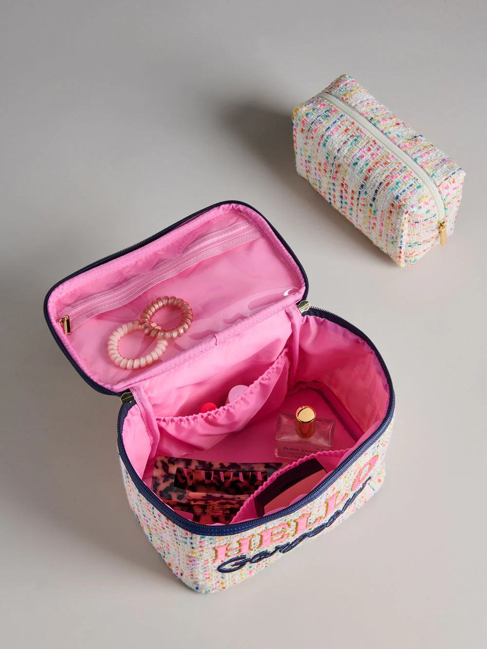 Shiraleah - Hello Gorgeous Audrey Cosmetic Case - Image 2