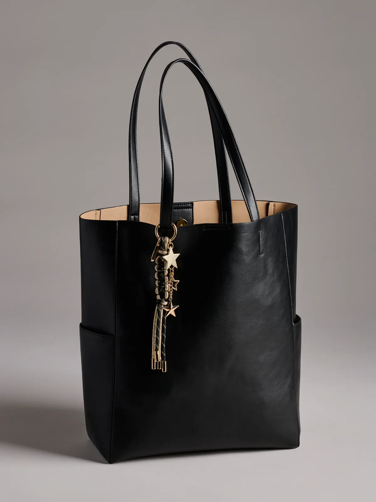 Shiraleah - Starlet Bag Charm, Black - Image 2