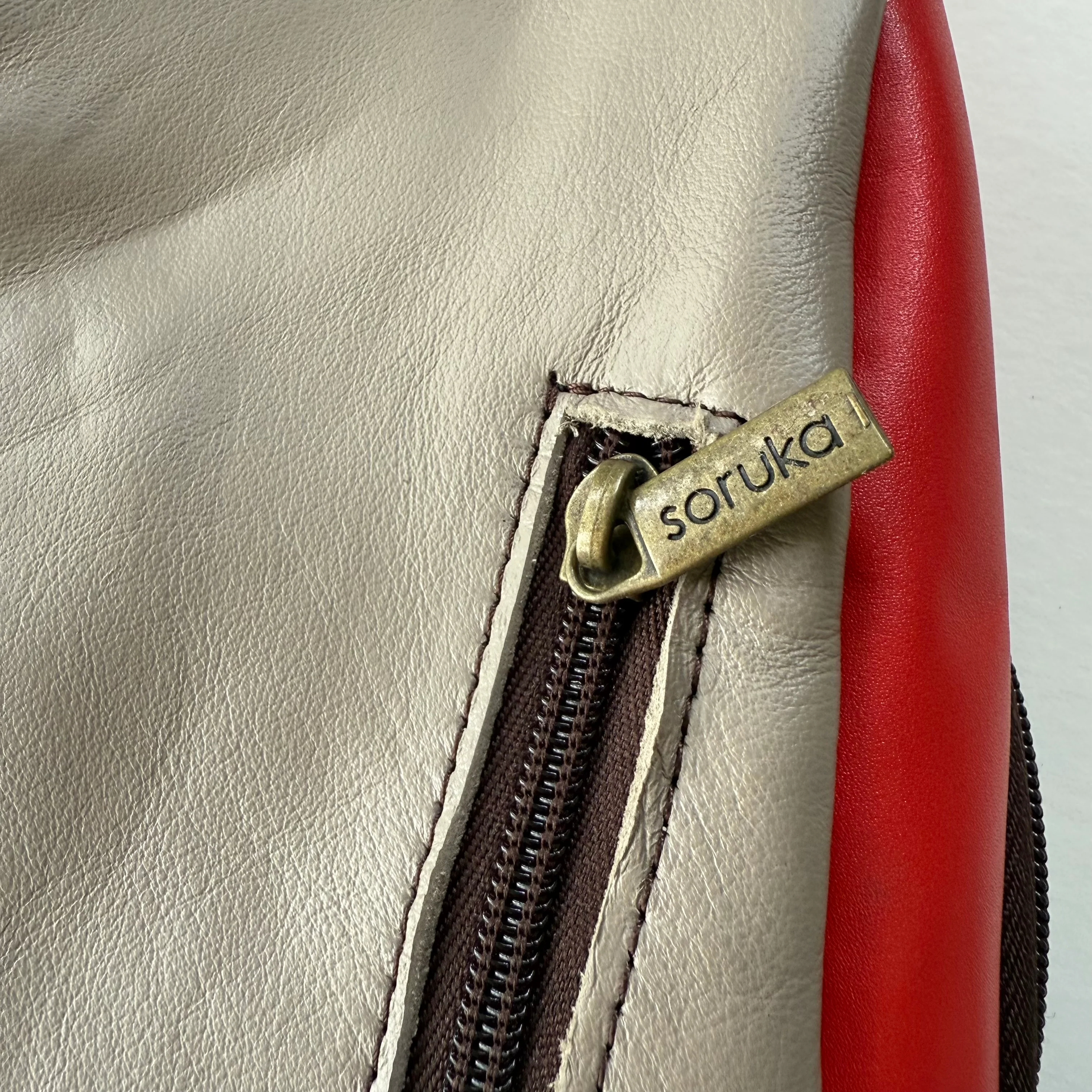 Soruka - Chloe Sling Bag, Berry - Image 5
