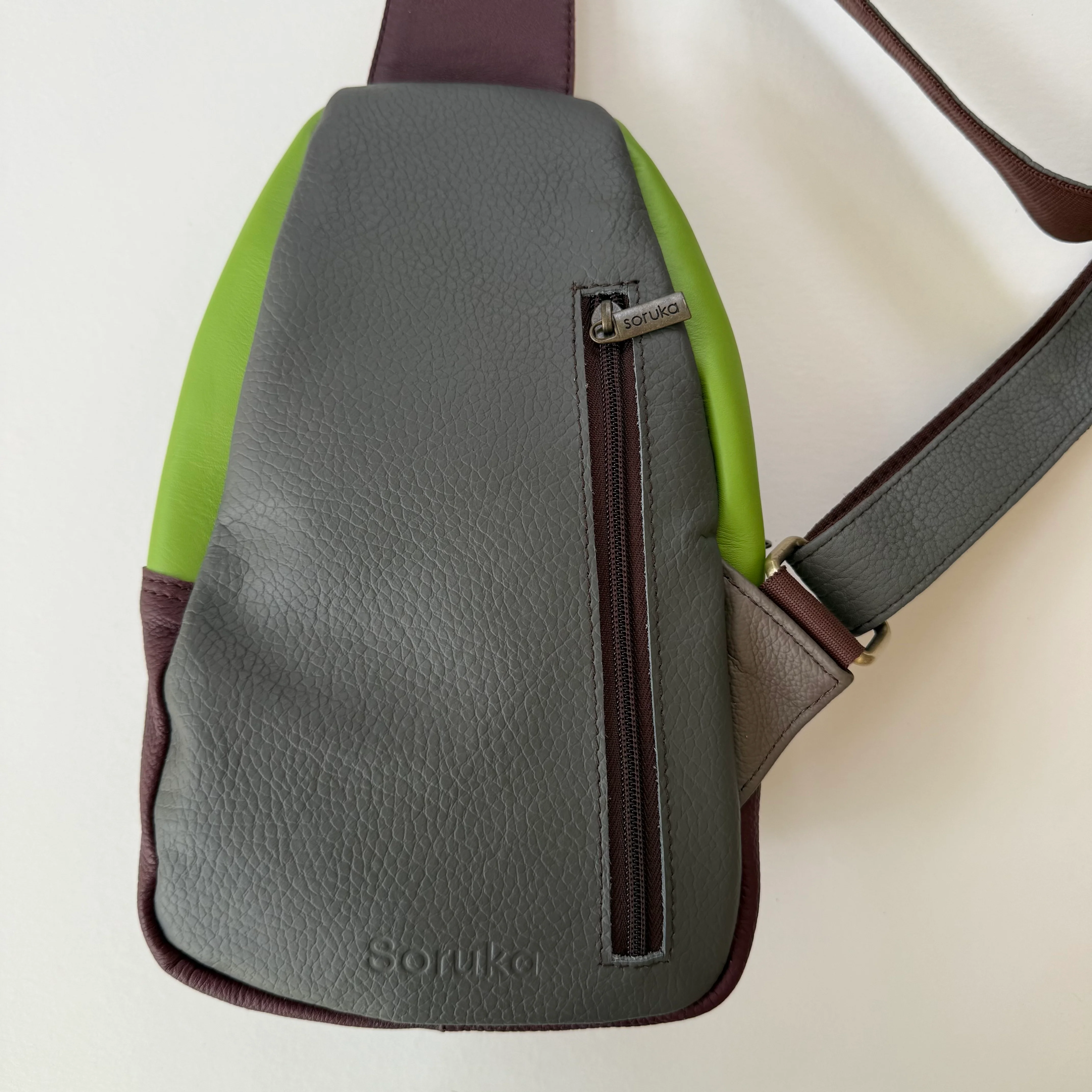 Soruka - Chloe Sling Bag, Leaf - Image 4