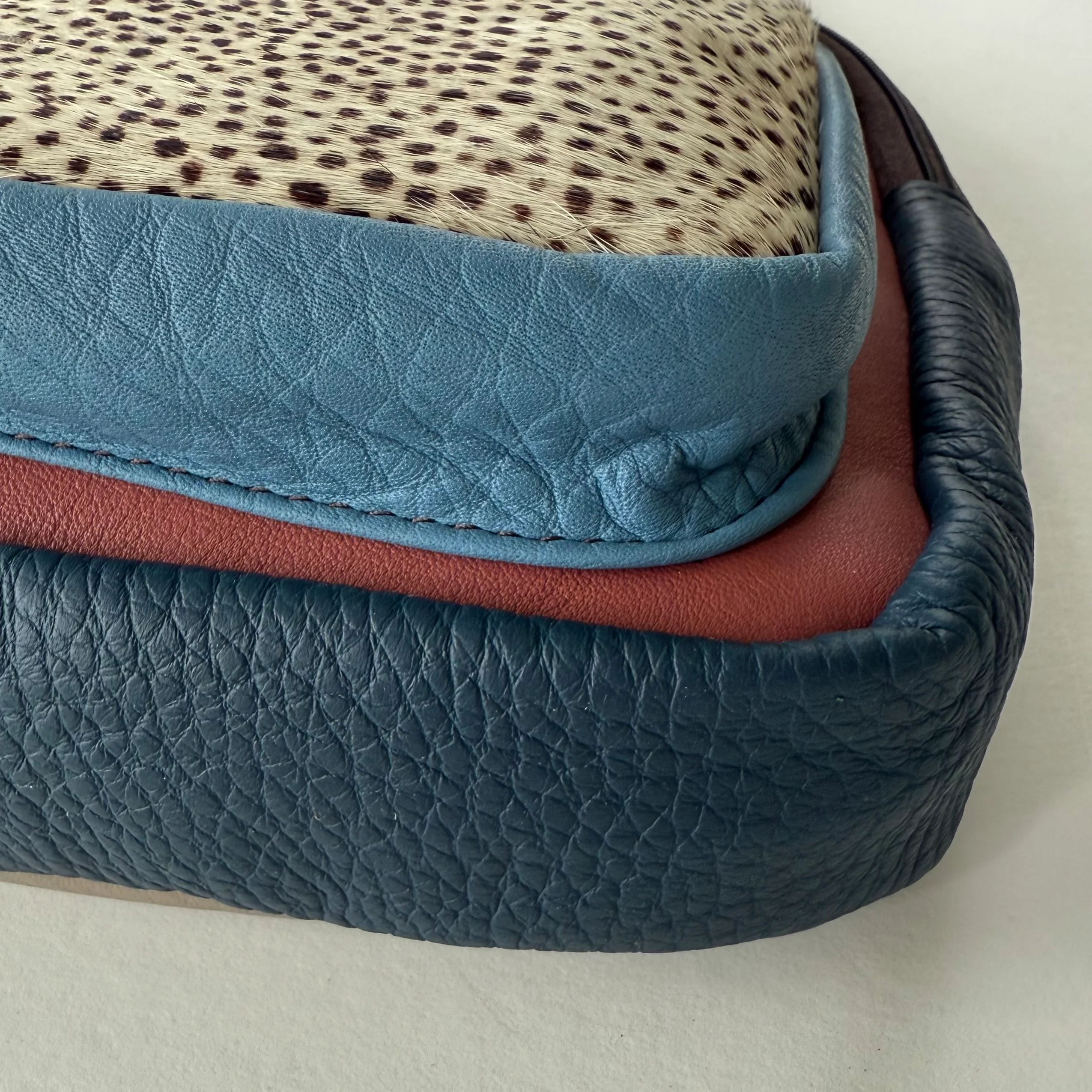 Soruka - Chloe Sling Bag, Wheat - Image 3