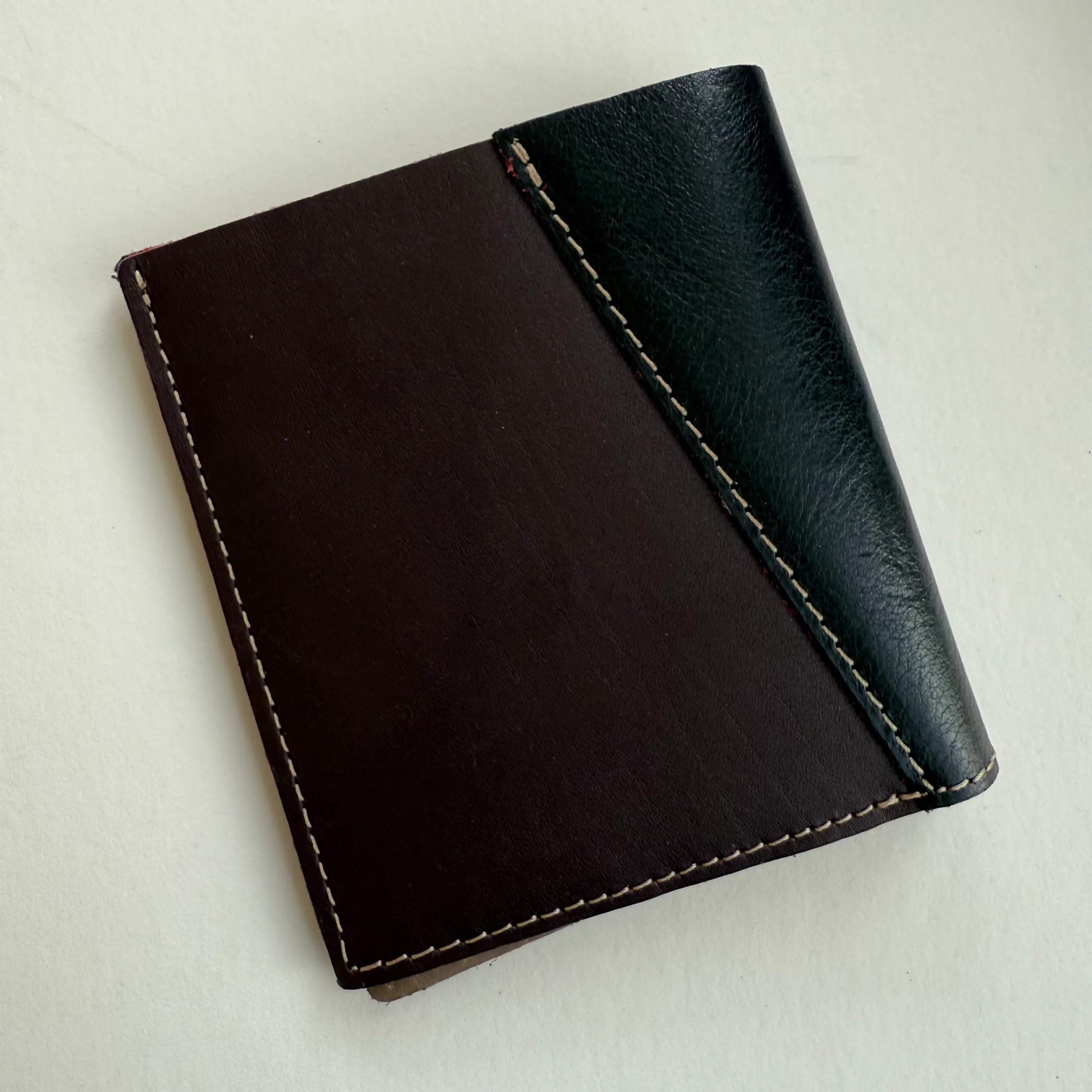 Soruka - Eli Bi-fold Wallet, Blue & Black - Image 2