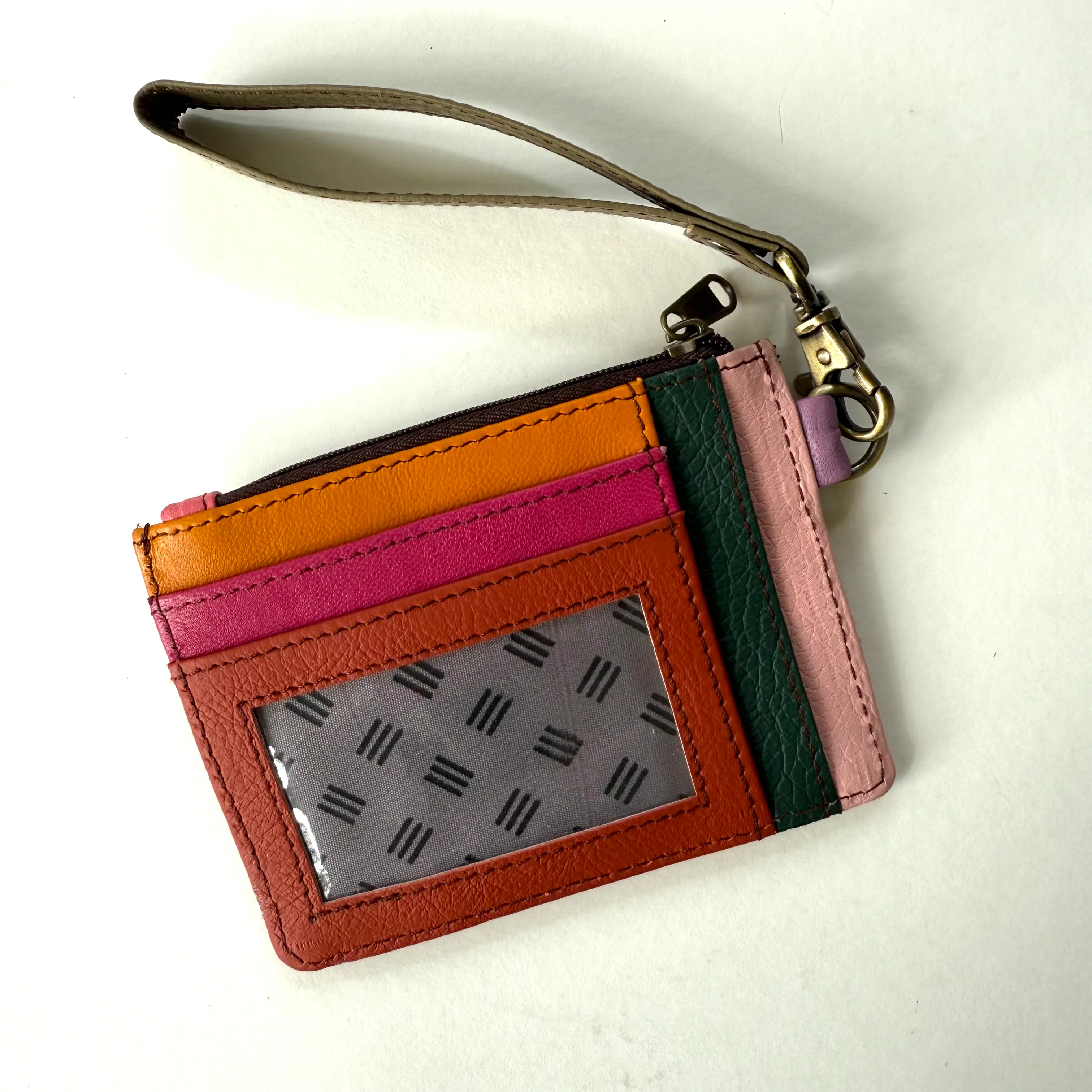 Soruka - Gigi Cardholder Wristlet, Fuchsia - Image 2