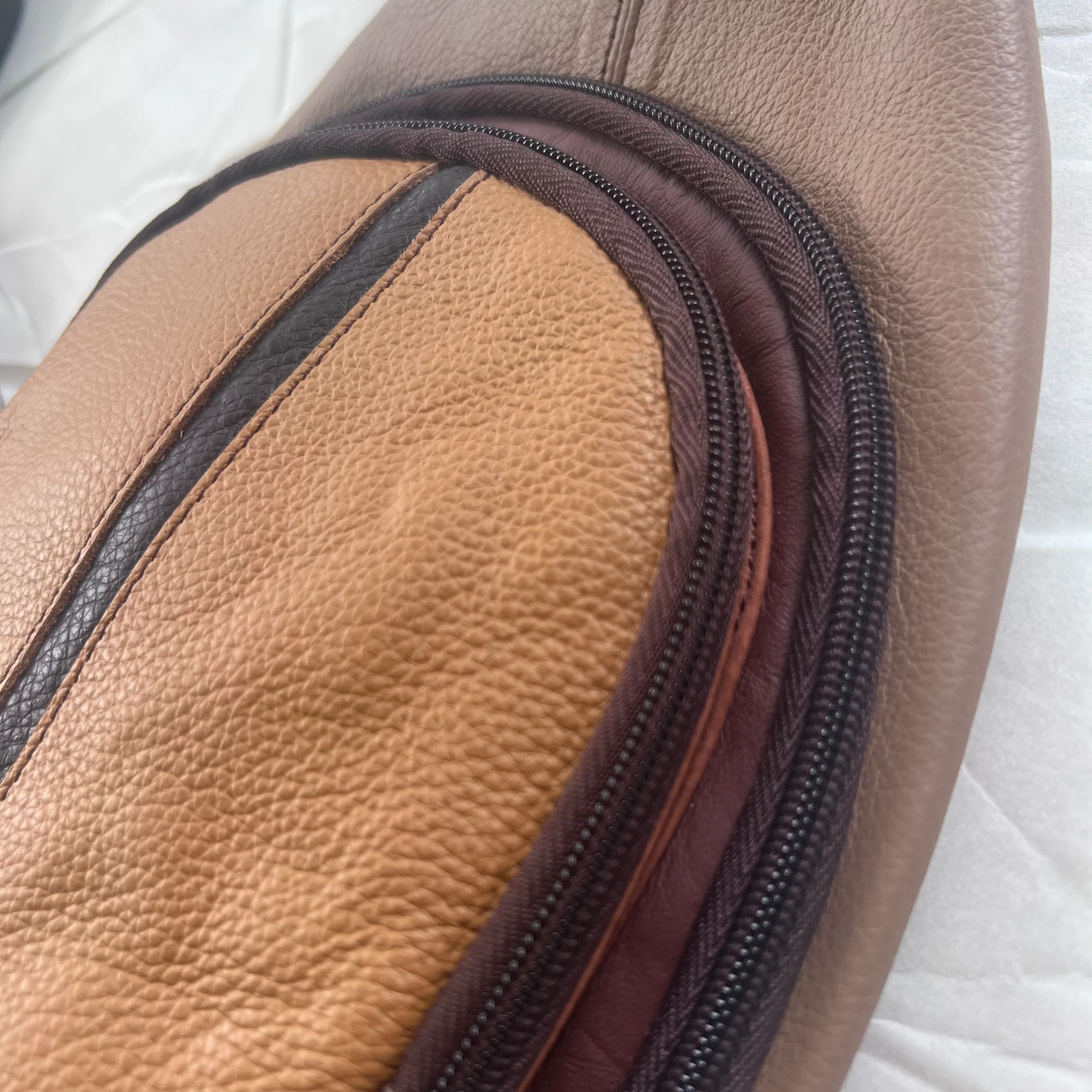 Soruka - Gregg Sling Bag, Copper - Image 3