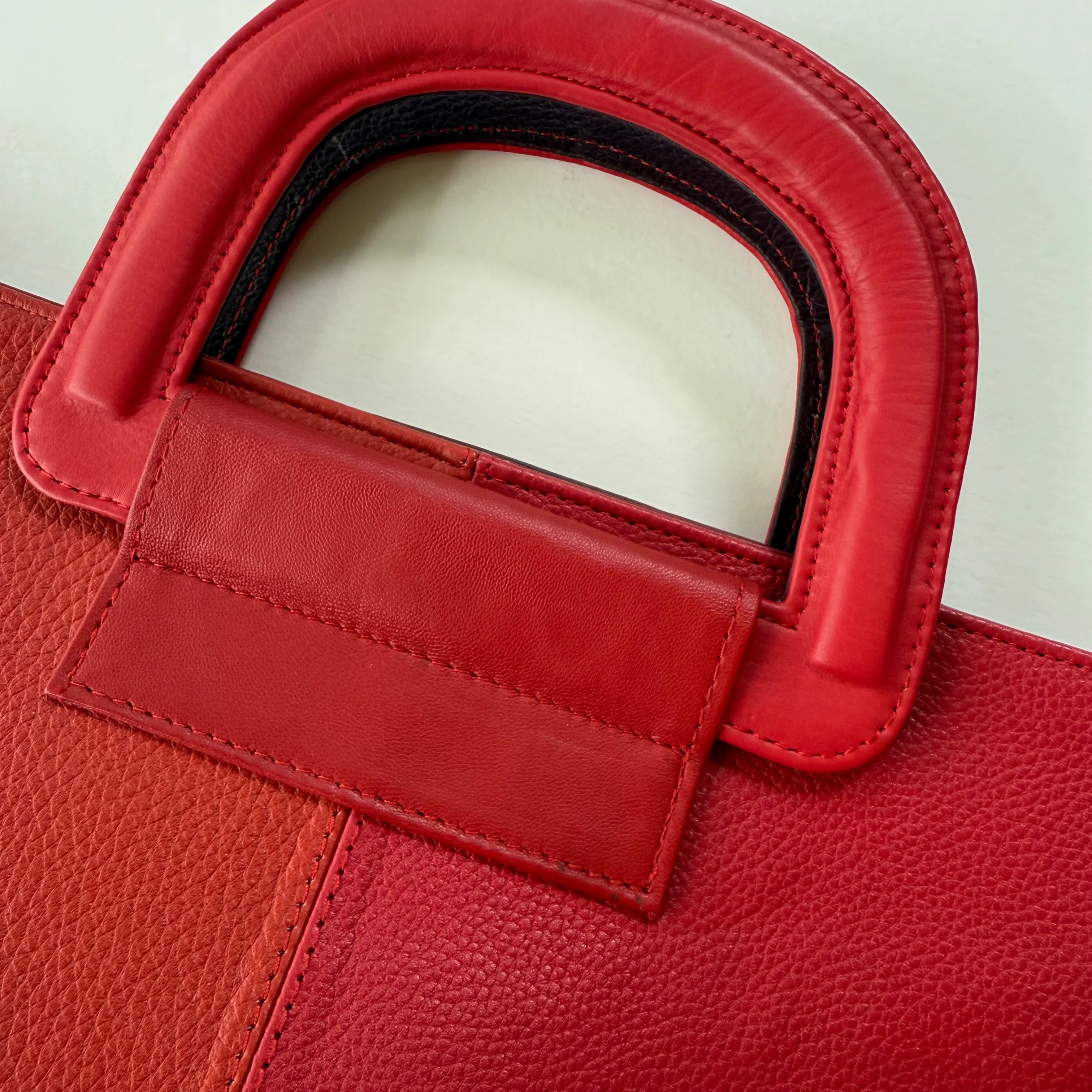 Soruka - Lyra Carry-All Tote, Cardinal - Image 3
