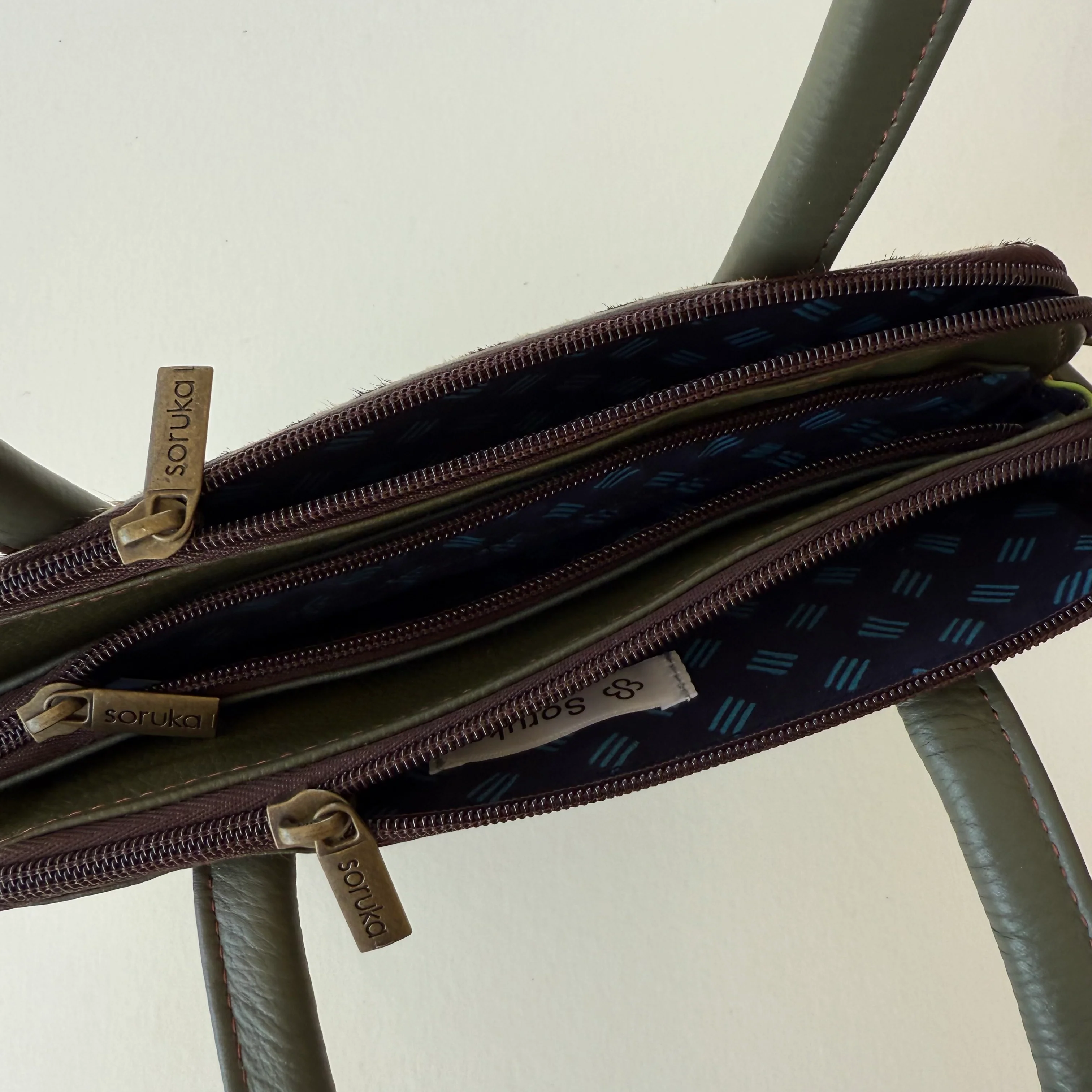Soruka - Millie Small Crossbody Bag, Kelly - Image 4