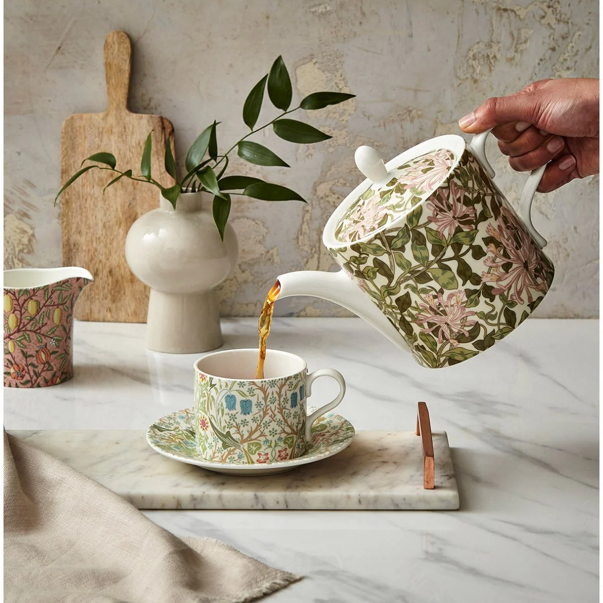 Spode - Honeysuckle Teapot - Image 2