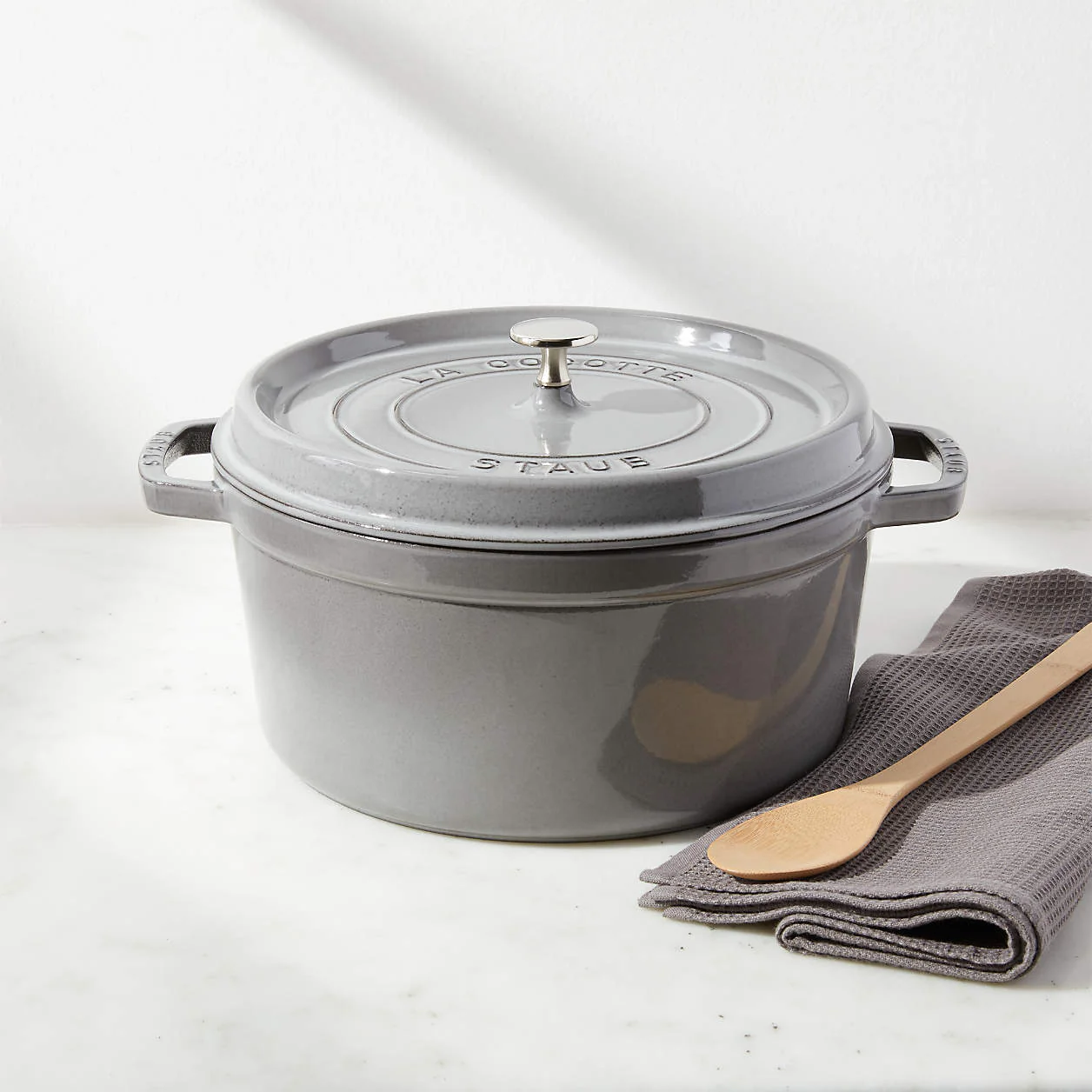 Staub - Round Cocotte, 7 Quart - Image 5