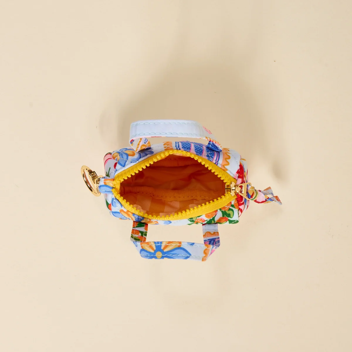 The Darling Effect - Itty Bitty Duffle Bag Charm, Ciao Bella - Image 2