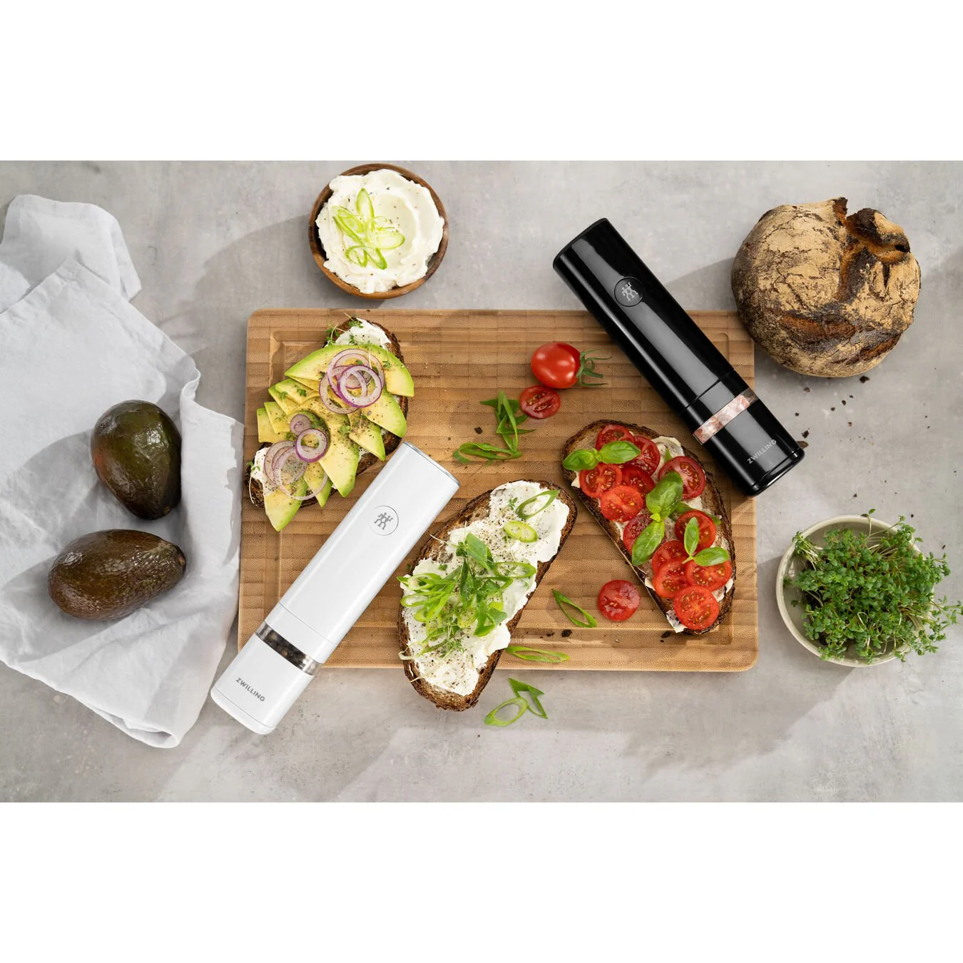 Zwilling Enfinigy - Electric Pepper and Salt Mill, set of two - Image 2